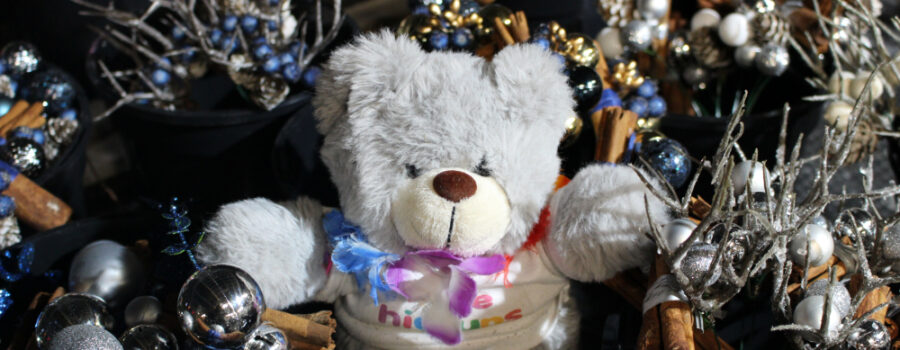 A Magical Evening of Wreath-Making!