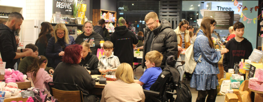 A Scent-sational Morning at Lush White Rose!